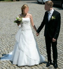 Brautkleid in ivory - A Linie Gr. 36-38