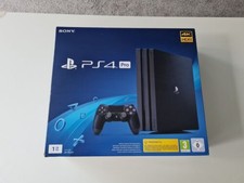 Sony PlayStation 4 Pro 1TB  - Schwarz in OVP & Zusatz-Controller in silber