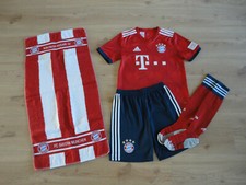 FC Bayern Heim Home Trikot 2018/2019 in Gr. 164 adidas, Hose, Stutzen + Extra!