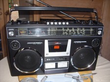Radiorecorder/Ghettoblaster Sanyo M 4500 KE – made in Japan - sehr gut erhalten
