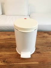 Weißer Hailo Badeimer / Kosmetikeimer / Treteimer / Mülleimer / Abfallsammler