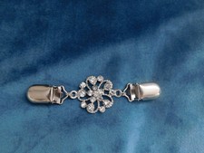  Jacken Clip Schmuck Klammer Verschluss Silberfarben "Rosette mit Strass"