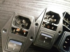 PC Ein-Ausschalter f.Kaltgerätestecker Einbaubuchse mit Schalter Sicherung fehlt