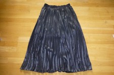 H&M - Plissee Rock - midi - schwarz metallic glänzend - Gr. 40