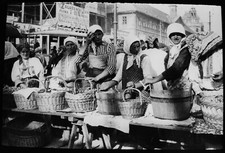 ANTIKE magische Laterne Rutsche DAMEN MIT KÖRBEN ZABREB C1910 FOTO KROATIEN