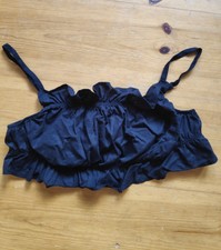 H&M Crop Top Gr. 44 Schwarz Rüschen Gothic Emo bauchfrei BH Festival lingerie 