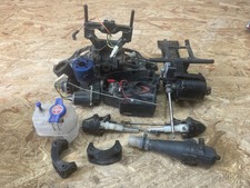 Konvolut Ersatzteile für RC-Modellbau:  Motor, Tank, Antrieb, Achse usw.