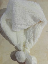 Wollweißer Webpelzkragen, rund, neu, auch als Mütze tragbar, mega schön ?