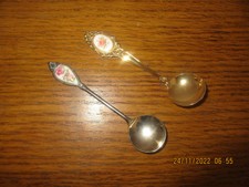 2 JAMMELLÖFFEL EIN EETRITE 24 CARET GOLDPLATTE ANDERE EDELSTAHL