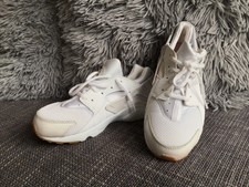 NIKE Sportschuhe, weiß, neuwertig Gr. 35