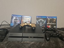 PS4 Konsole 1TB mit Spielen FSK18, 3 Controllern