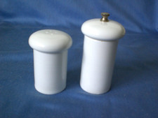 Thomas Trend  weiss Salzmühle und Pfefferstreuer