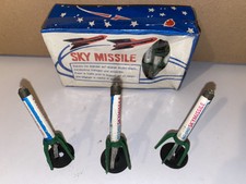 Feuerwerk Mini Leitwerk Raketen Display 24 Stück  Jugendfeuerwerk Kein Weco