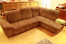 Ecksofa mit Schlaffunktion und Bettkasten