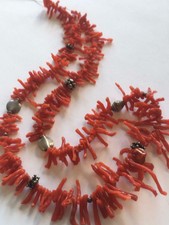 alte, echte Korallen Astkorallen Kettenstrang plus handgefertigten Silberperlen
