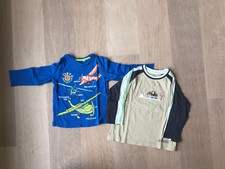 Langarmshirts, 2er Set, Jungs, Gr. 104, C&A, Motiv: Flugzeuge und Bagger