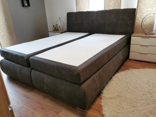 boxspringbett 180x200, braun mit zwei Bettkasten, sehr gut erhalten NP 690 Euro