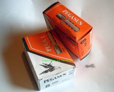 2 Karton PEGASUS - KUNSTOFF - SPREIZ - DÜBEL 6 mm, NEU, 400 STÜCK in 2 KARTONS!