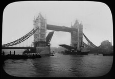 Magic Lantern Slide TOWER BRIDGE OFFEN C1900 FOTO ANTIK LONDON THAMSE  