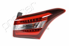 Original Hyundai i30 GD Kombi 2015-2017 Facelift Rückleuchte rechts 92402-A6300