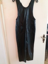 Da-Overall Lederimitat 36/38 schwarz ZARA je 2 Taschen vorn u.hinten 