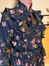 Schönes Kleid mit Schleife,  38 Große,lang,bunt,faltenrock,neu.