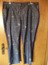 Damen Hose Gr. 52 von Ulla Popken Antrazit mit Blumen-Muster Damenhose Damenmode