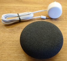 Google Nest mini 2.Generation (Farbe: Carbon)