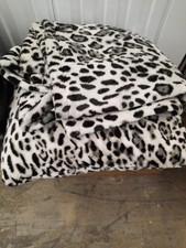 Mount Chalet Kissenbezug / Decke Motiv neuwertig  qvc 