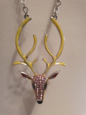 Lange Silberfarbige Modeschmuck Kette mit Hirsch Rosa Strasssteinchen 