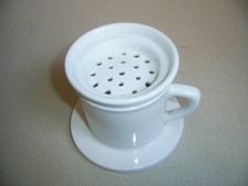 Porzellan Kaffee Filter, Tassenfilter , Mokka-filter ca. 1930 