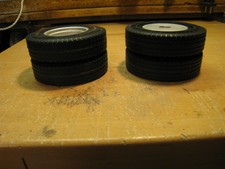 Tamiya 4 Reifen mit Zwillingsfelgen