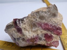 Rosa Turmalin (Rubelit) mit Rauchquarz, Muskovit, Malkhan, Transbaikal, Sibirien