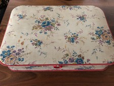 Schöne Aufbewahrungsbox vintage, BC mit dem Katzenkopf, rar