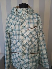 Neuwertige Damen Skijacke von BETTY RIDES, Größe L, Warme Winterjacke.