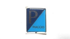 Piaggio Vespa Emblem aus Plastik zum Kleben 45x37mm Dunkelblau/Blau/Silber