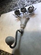 hübsches graues Metall & Porzellan Mantel Haken Wandhaken Türaufhänger