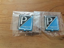 Vespa Schriftzug –Logo 2x Alu 2,5 x 3cm Aufkleber - OVP
