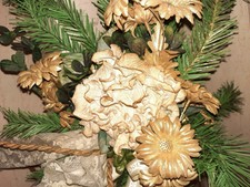 Blumengesteck, künstliches Gesteck, Hortensie, gold