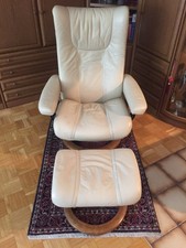2x Stressless Sessel drehbar mit Hocker Leder beige