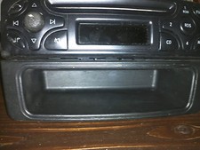 MB Viano CD-Radio mit Staufach - gebraucht & ungeprüft!