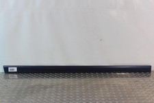 Mercedes Benz CLK 200 C208 W208 Türleiste Zierleiste vorne rechts A2086900662