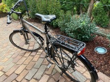 Fahrrad 28" und Kettenschaltung 28-Gang von Shimano und Felgenbremsen.