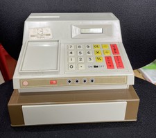 Vintage Kinder Spielzeug Chubb Registrierkasse. ein Casdon Produkt Made in England