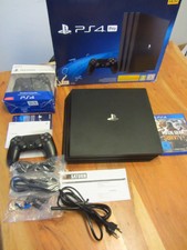 Sony PlayStation 4 Pro 1TB Spielkonsole & 2x original DualShock 4 Controller PS4