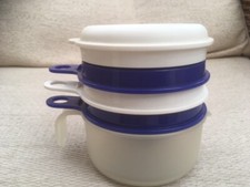 Fünfteiliges Tupperware stapelbares Lebensmittelzubereitungsset weiß/blau/undurchsichtig