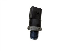 Sensor Drucksensor Kraftstoffdruck Raildrucksensor für Audi A6 4F C6 05-08