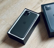 Apple iPhone 11 Pro - 256GB - Space Grau - Zubehörpaket neu