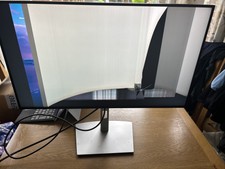 Dell UltraSharp U2722DE - LED QHD - 27" - QHD 2560 x 1440 bei 60 Hz Defekter Bildschirm