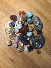 32 Heilsteine große Wasserstein-Mischung natürliche Trommelsteine Set Ammonit